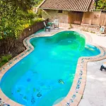 2k Eco Pool & Stone * Kriopigi