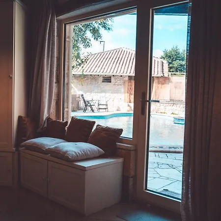 2k Eco Pool & Stone Villa