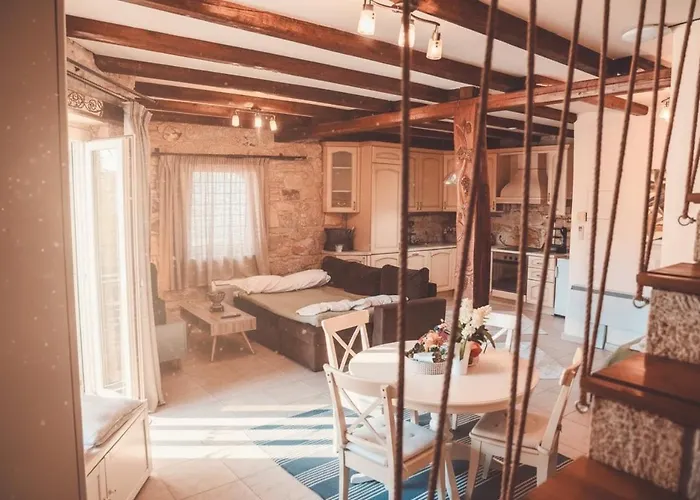 2k Eco Pool & Stone 别墅 *