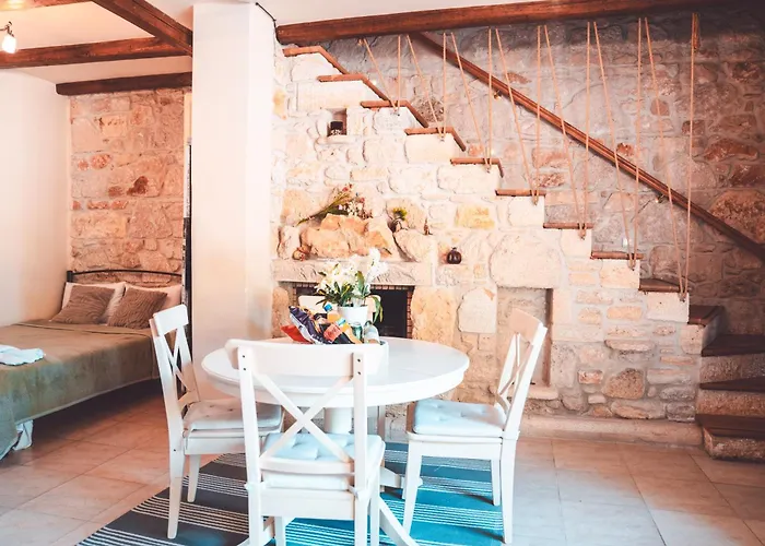 2k Eco Pool & Stone 别墅 *