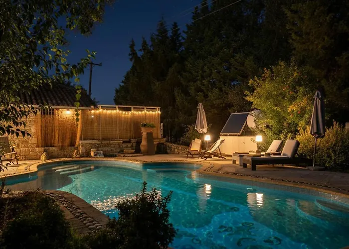 2k Eco Pool & Stone Villa